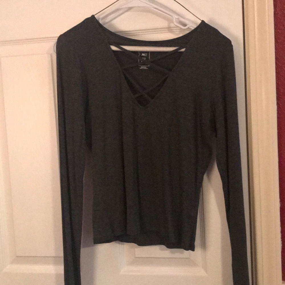 Long sleeve crop top